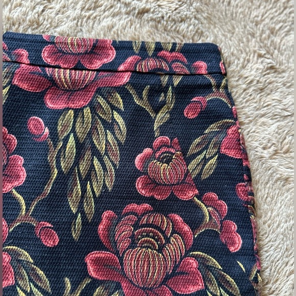Ann Taylor Skirt 0 - Picture 4 of 12